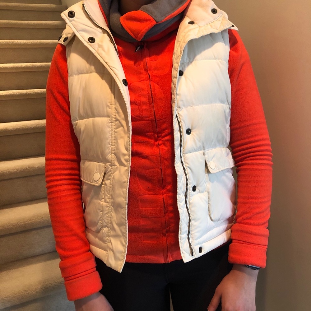 Gap Kids Cream Puffer Vest Jacket